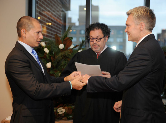 Sam Champion, Rubem Robierb Sam Champion, Rubem Robierb